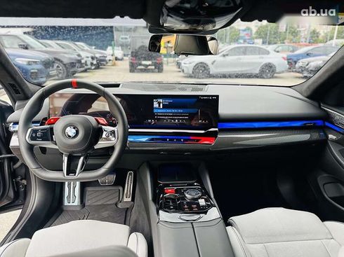 BMW M5 2024 - фото 18