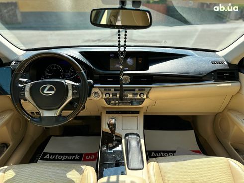 Lexus ES 2013 черный - фото 25