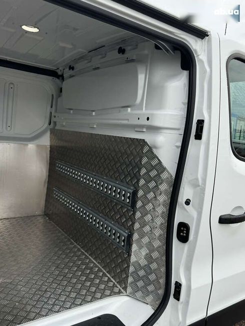 Renault Trafic 2021 - фото 15