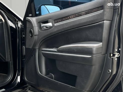 Chrysler 300 2018 черный - фото 47