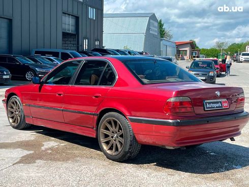 BMW 7 серия 1994 красный - фото 14