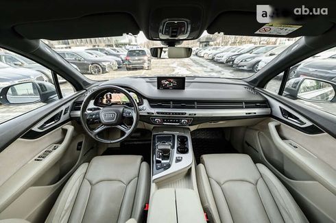 Audi Q7 2017 - фото 27