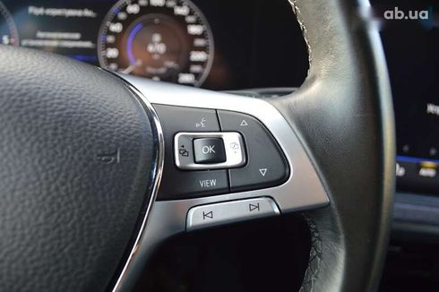 Volkswagen Touareg 2018 - фото 23