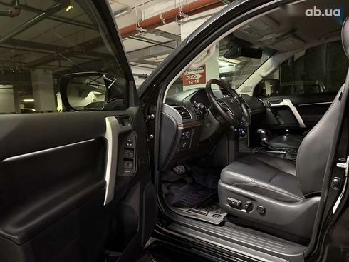 Toyota Land Cruiser Prado 2020 - фото 20
