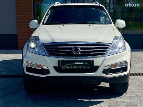 SsangYong Rexton 2017 - фото 4