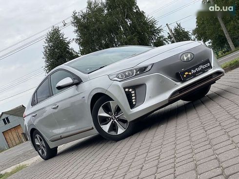 Hyundai Ioniq 2017 - фото 12