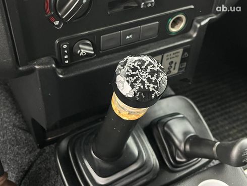 Land Rover Defender 2013 белый - фото 19