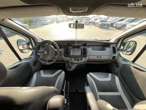 Nissan Primastar 2010 белый - фото 22