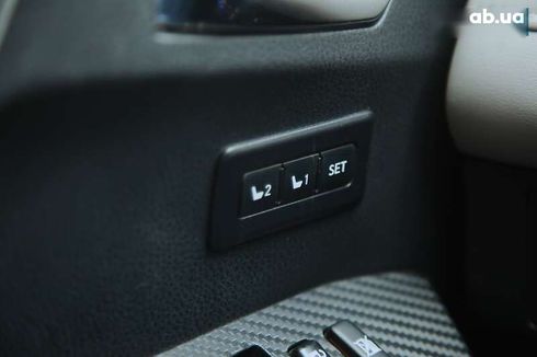 Toyota RAV4 2014 - фото 19