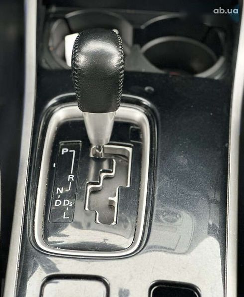 Mitsubishi Outlander 2016 - фото 13