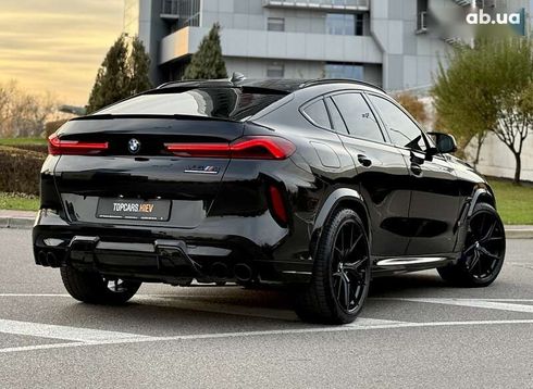 BMW X6 M 2022 - фото 29