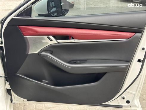Mazda 3 2019 белый - фото 42