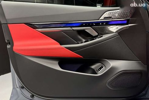 BMW M5 2025 - фото 23