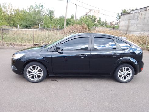 Ford Focus 2010 черный - фото 13