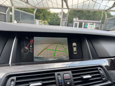 BMW 5 серия 2015 серый - фото 29