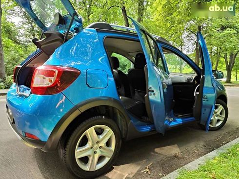 Renault Sandero Stepway 2014 - фото 19