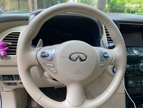 Infiniti QX70 2013 белый - фото 29