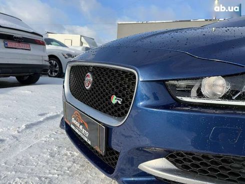 Jaguar XE 2015 - фото 19