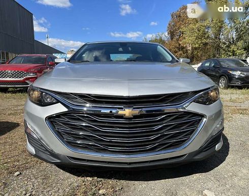 Chevrolet Malibu 2019 - фото 2