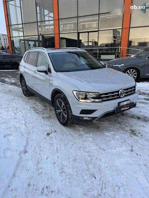 Volkswagen Tiguan 2018 - фото 2