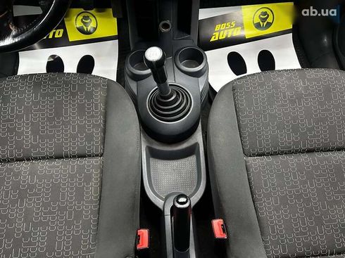 Mitsubishi Colt 2012 - фото 13