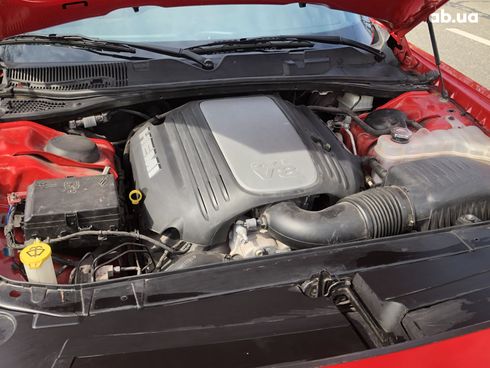Dodge Challenger 2019 красный - фото 4
