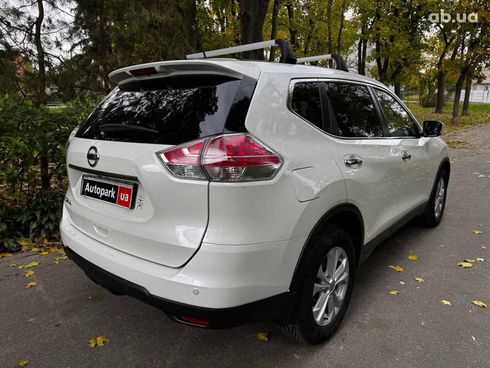 Nissan X-Trail 2016 белый - фото 6