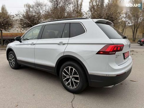 Volkswagen Tiguan 2018 - фото 13