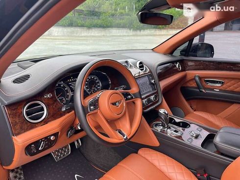 Bentley Bentayga 2018 - фото 12