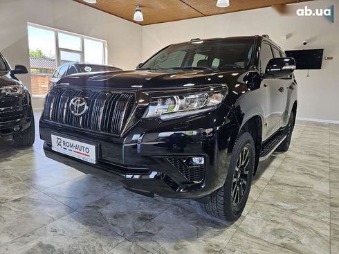 Toyota Land Cruiser Prado 2021 - фото 2