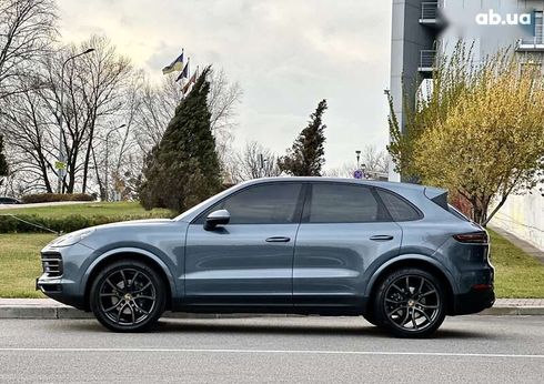 Porsche Cayenne 2018 - фото 15