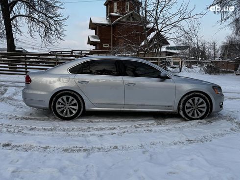 Volkswagen Passat 2013 серый - фото 6
