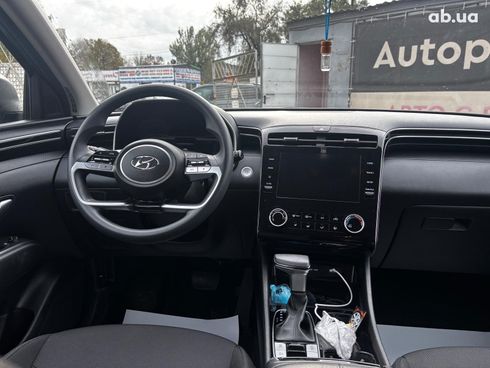 Hyundai Tucson 2022 серый - фото 30