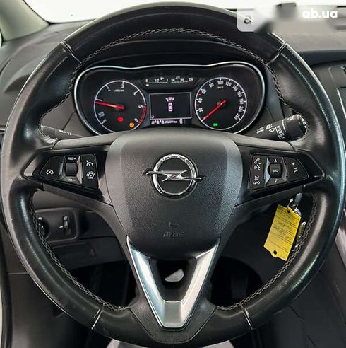 Opel Zafira 2018 - фото 24