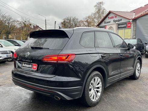 Volkswagen Touareg 2021 черный - фото 13