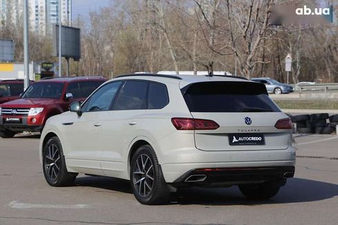 Volkswagen Touareg 2023 - фото 5