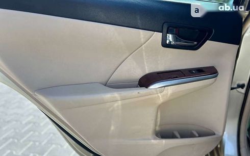 Toyota Camry 2012 - фото 14