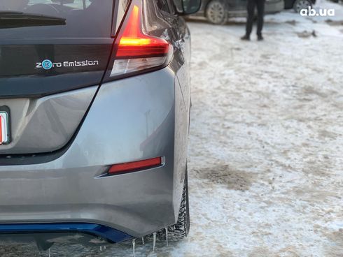 Nissan Leaf 2020 серый - фото 13
