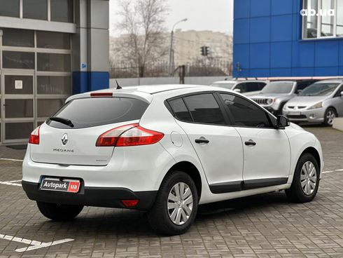Renault Megane 2011 белый - фото 5