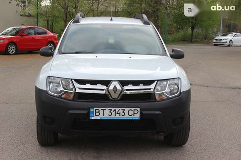 Renault Duster 2017 - фото 3