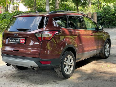 Ford Escape 2017 коричневый - фото 10