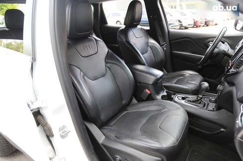 Jeep Cherokee 2019 - фото 12