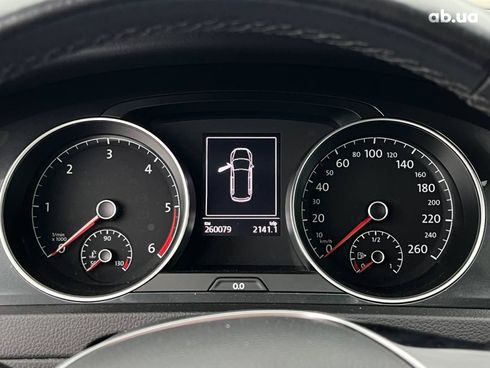 Volkswagen Golf 2020 белый - фото 18