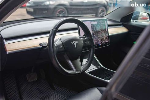 Tesla Model 3 2019 - фото 12