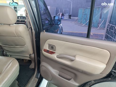 Toyota Land Cruiser Prado 2000 черный - фото 3