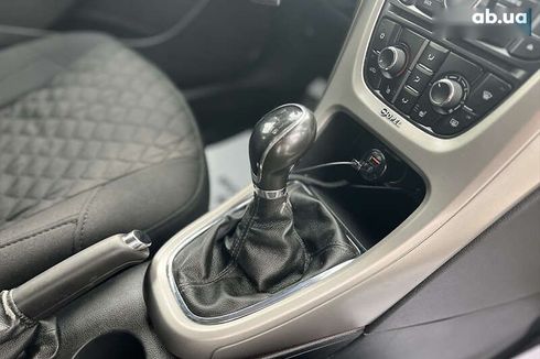 Opel Astra 2012 - фото 23