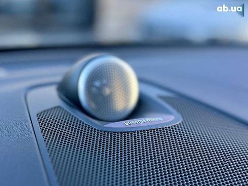 Volvo XC60 2019 - фото 30