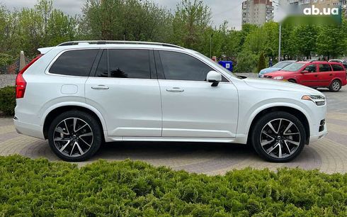 Volvo XC90 2017 - фото 8
