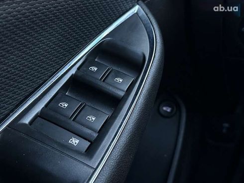 Chevrolet Cruze 2018 - фото 27