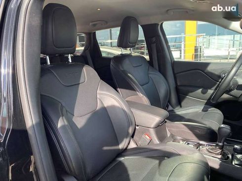 Jeep Cherokee 2019 - фото 26